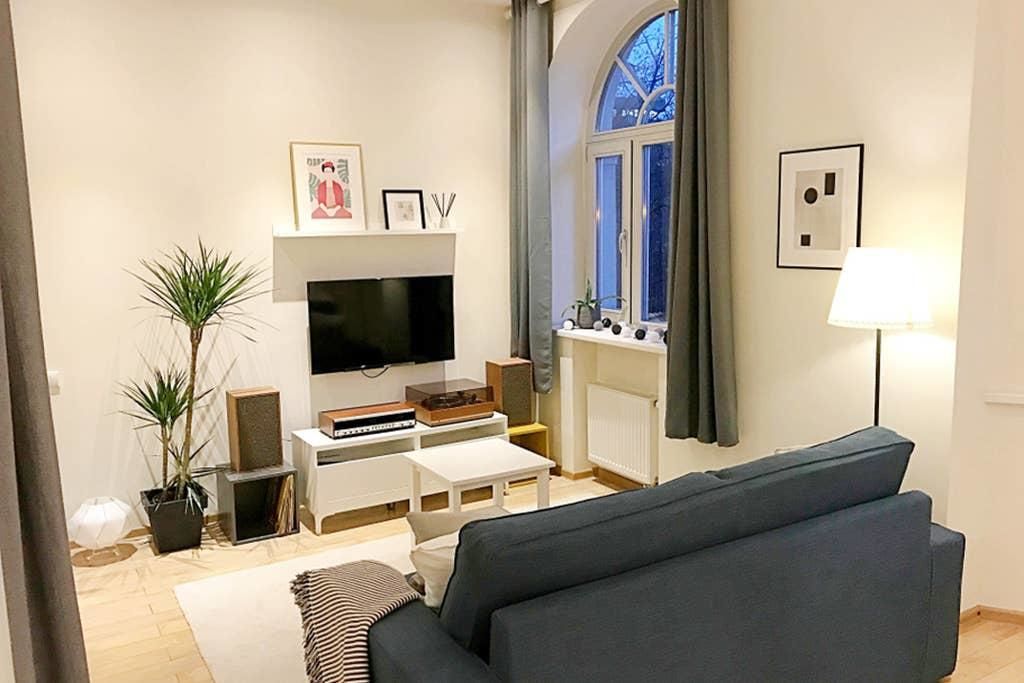 Апартаменты Retro Inspired Minimalist Studio Apartment Каунас-4