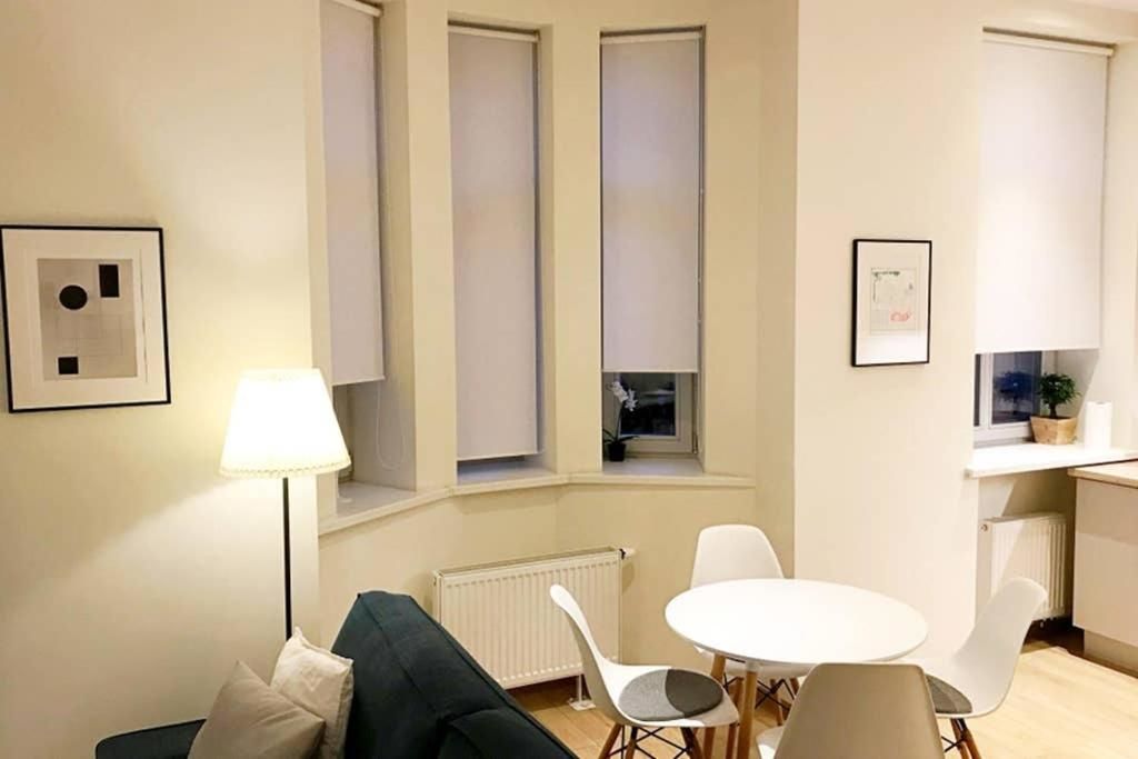 Апартаменты Retro Inspired Minimalist Studio Apartment Каунас-36