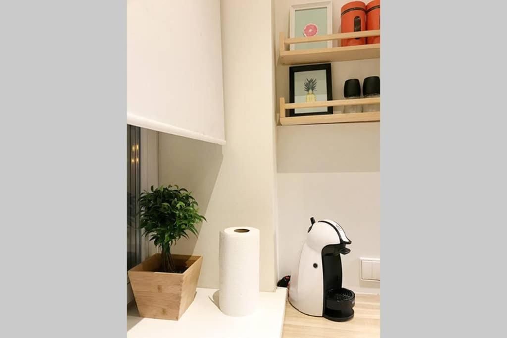 Апартаменты Retro Inspired Minimalist Studio Apartment Каунас-40